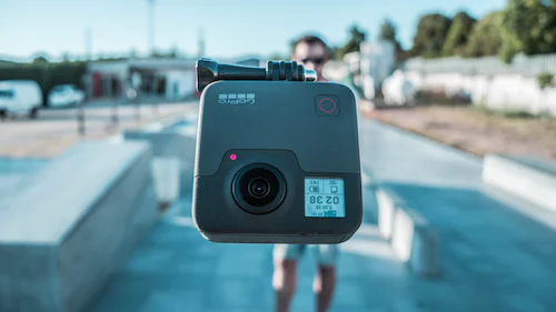 Camera for skate tourism